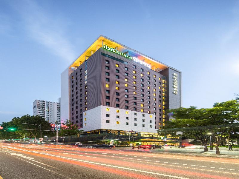 Ibis Styles Ambassador Gangnam Khách sạn 3*